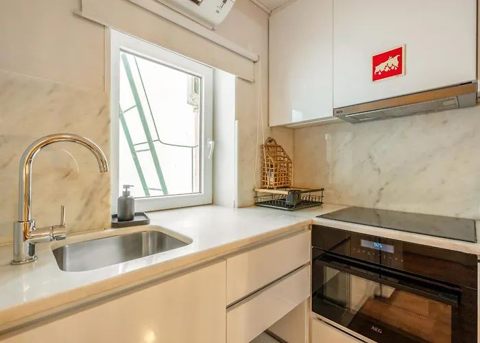 Bmyguest - Inner Bairro Alto 아파트